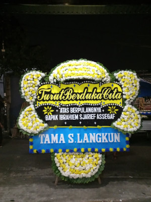Papan Bunga Duka di Sukadame